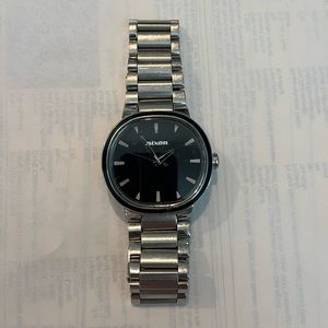 Nixon the capital watch